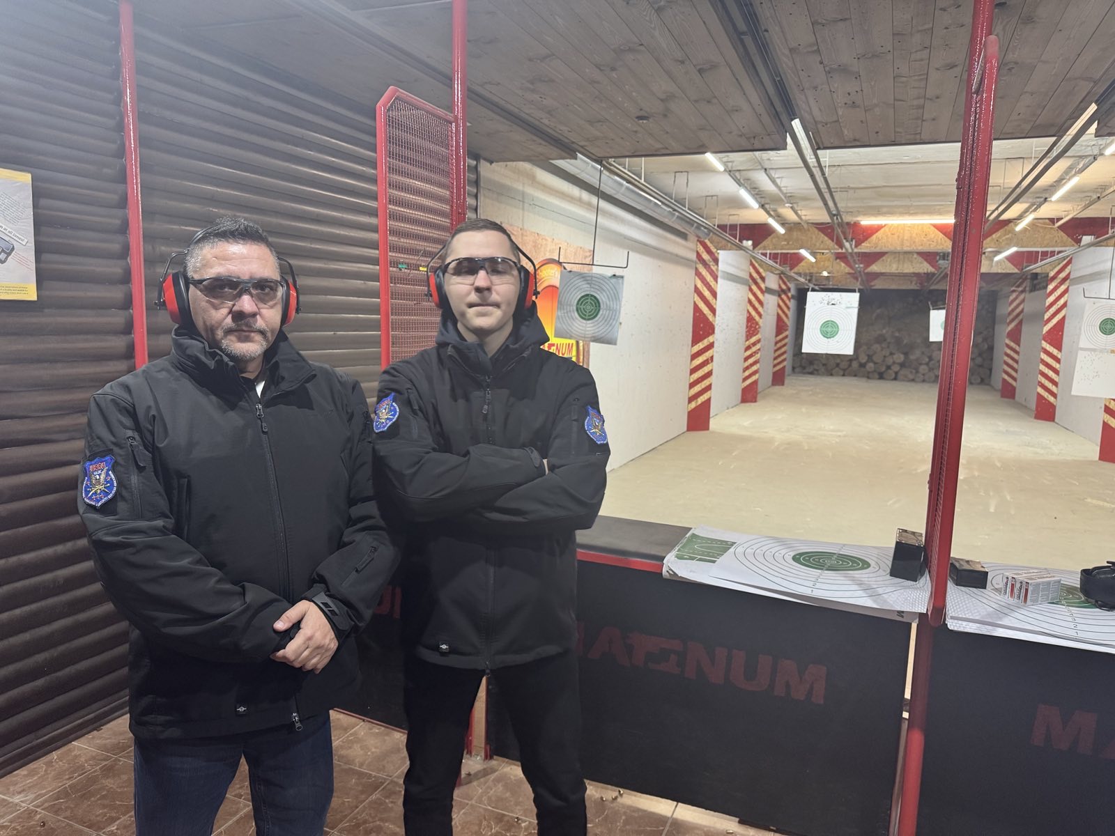 Antrenament în poligonul de tragere
